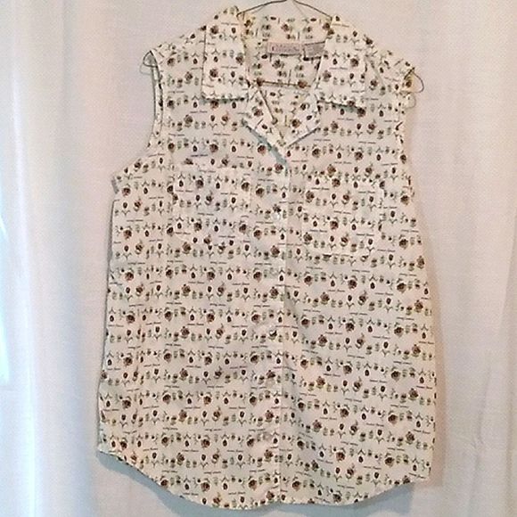 Basic additions medium cotton polyester short sleeve button up blouse. - Picture 3 of 6